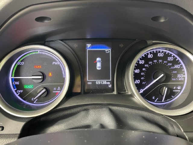 Used 2021 Toyota Camry LE FWD image 5
