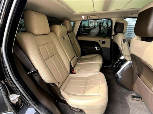 Used 2020 Land Rover Range Rover Sport HSE image 27