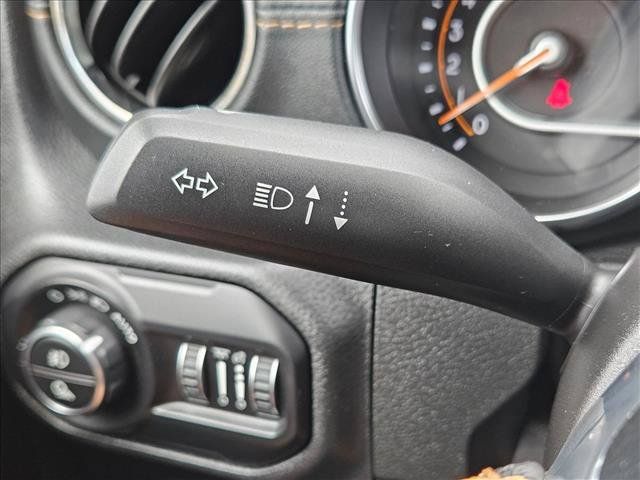 Used 2021 Jeep Gladiator Overland AWD/4WD image 15