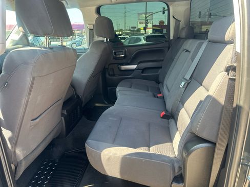 Used 2018 Chevrolet Silverado 1500 LT w/ LT Eassist Package image 15