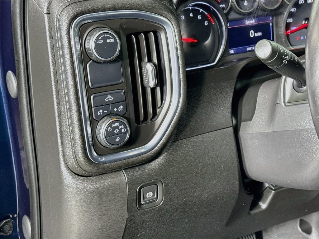 Used 2020 Chevrolet Silverado 1500 LT w/ Texas Edition RWD image 10