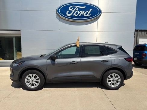 Certified 2025 Ford Escape Active w/ Active Premium Tech Pack AWD/4WD image 3