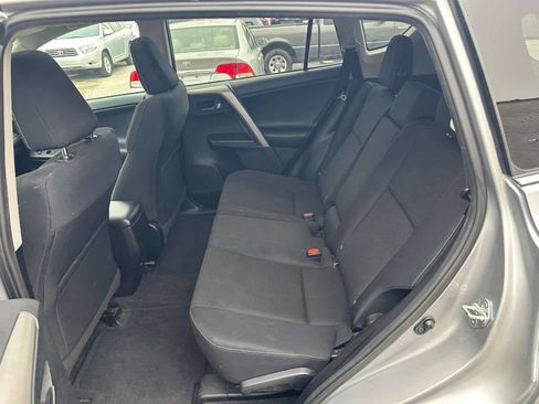 Used 2018 Toyota RAV4 XLE w/ Plus Extra Value Package image 21