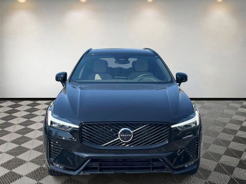 New 2026 Volvo XC60 B5 Plus w/ Climate Package AWD/4WD image 8