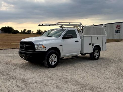 Used 2017 RAM 2500 Tradesman RWD image 2