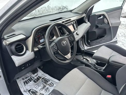 Used 2015 Toyota RAV4 XLE AWD/4WD image 12