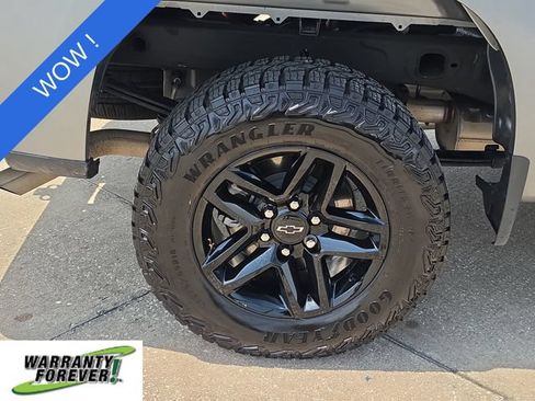 Used 2026 Chevrolet Silverado 1500 Custom Trail Boss AWD/4WD image 5