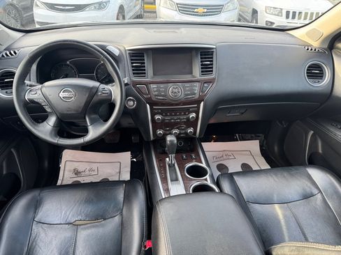 Used 2015 Nissan Pathfinder SL w/ SL Tech Package FWD image 15