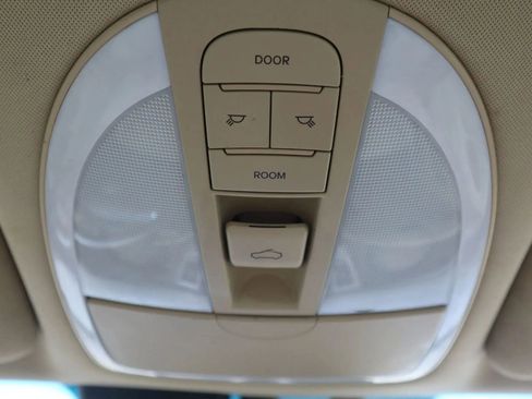 Used 2012 Hyundai Genesis 3.8 w/ Premium Pkg image 29