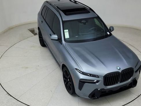 Used 2024 BMW X7 xDrive40i w/ M Sport Package image 81
