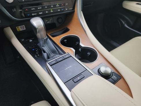 Used 2022 Lexus RX 350 FWD w/ Premium Package image 18