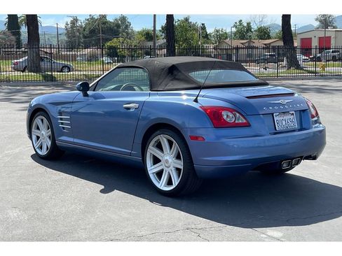Used 2005 Chrysler Crossfire Limited image 4