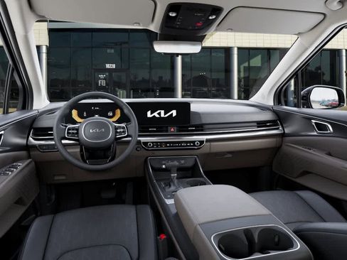 New 2026 Kia Carnival image 14