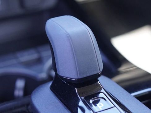 Used 2023 Toyota Prius LE image 28