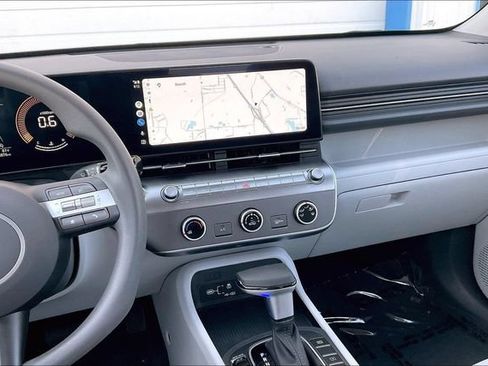 Used 2026 Hyundai Kona SE FWD image 8