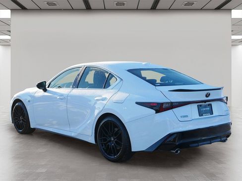 Used 2021 Lexus IS 350 F Sport image 4