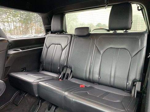 Used 2019 Ford Expedition Limited w/ Equipment Group 302A image 10