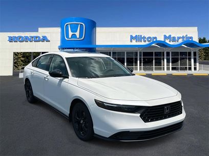 New 2025 Honda Accord SE