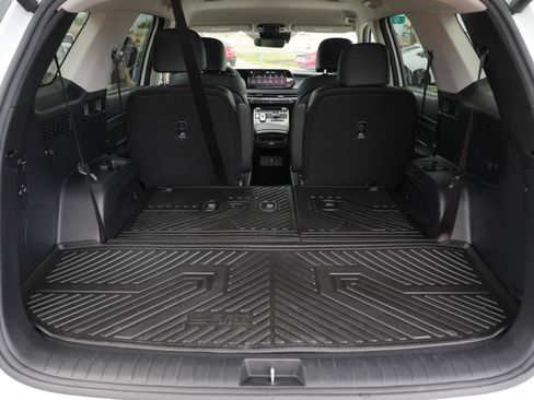 Used 2024 Hyundai Palisade SEL FWD image 8