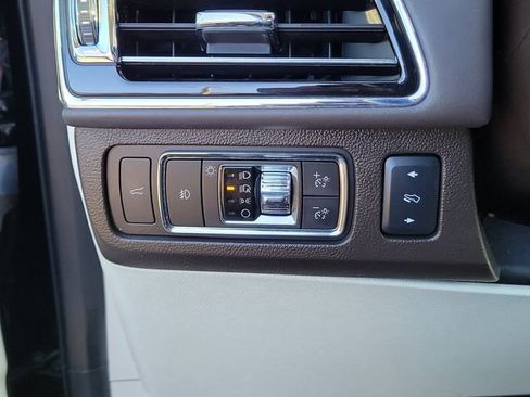 Used 2022 Lincoln Navigator L Black Label image 23