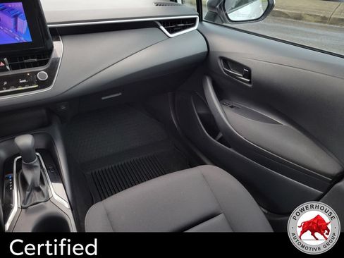 Used 2025 Toyota Corolla LE FWD image 20