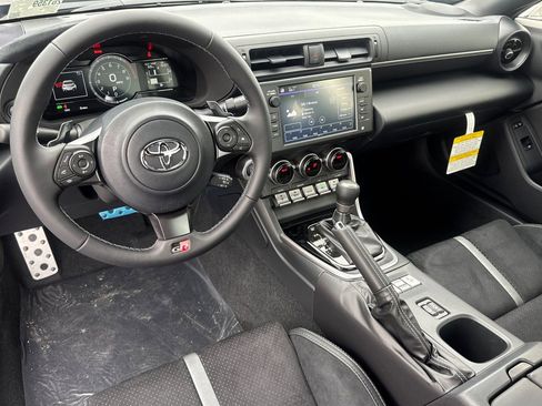 New 2026 Toyota GR86 Premium image 4