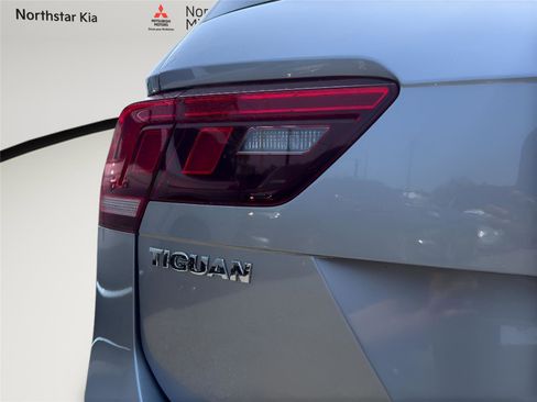 Used 2020 Volkswagen Tiguan S image 27