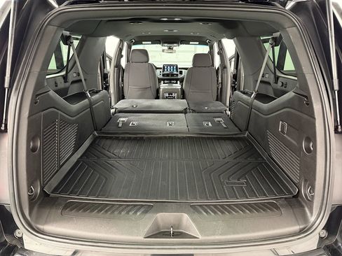 Used 2021 GMC Yukon XL SLE image 28