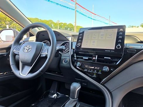 Used 2023 Toyota Camry XLE w/ Cold Weather Package AWD/4WD image 13
