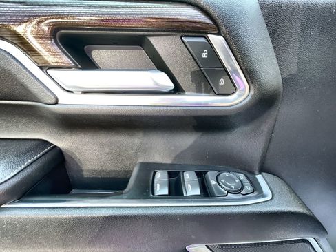 Used 2023 Chevrolet Silverado 1500 RST image 23