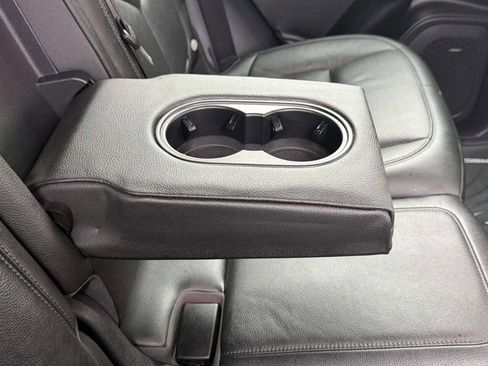 Used 2015 Porsche Cayenne S image 30