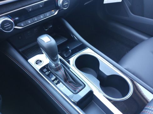 New 2025 Nissan Altima 2.5 SR w/ SR Premium Package image 19