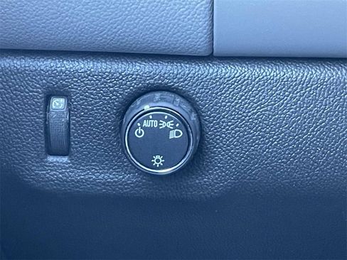 Used 2018 Chevrolet Colorado W/T w/ WT Convenience Package image 31