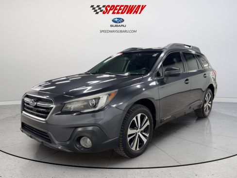Used 2019 Subaru Outback 2.5i Limited image 3
