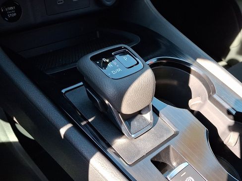 Certified 2025 Nissan Rogue S image 14