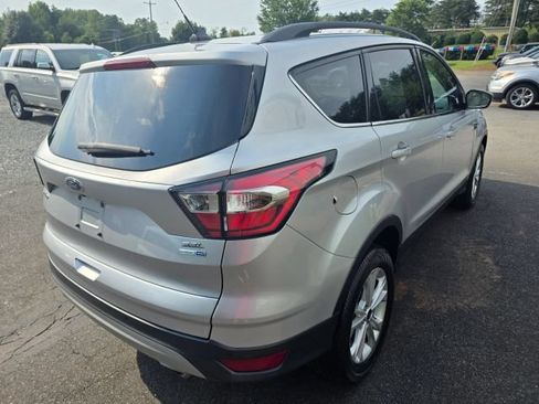 Used 2018 Ford Escape SEL AWD/4WD image 5