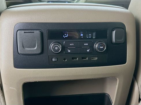 Used 2020 GMC Yukon SLT w/ Open Road Package AWD/4WD image 27