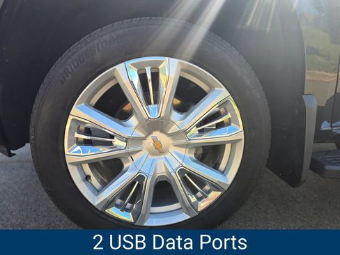 Certified 2025 Chevrolet Silverado 1500 High Country w/ High Country Premium Package AWD/4WD image 10