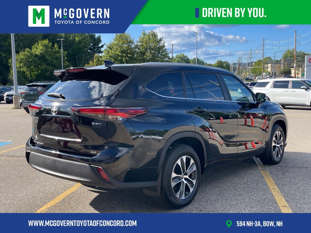 Used 2026 Toyota Highlander XLE AWD/4WD image 5