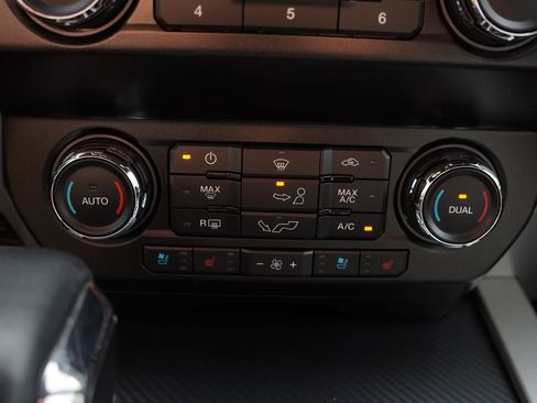 Certified 2019 Ford F150 Lariat AWD/4WD image 29