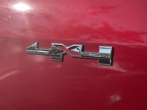 Used 2018 GMC Canyon SLT w/ Driver Alert Package AWD/4WD image 11