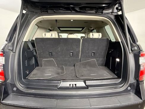 Used 2020 Ford Expedition Platinum image 28