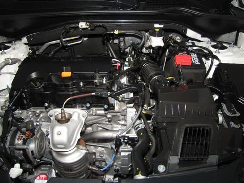 Certified 2024 Honda HR-V Sport image 19