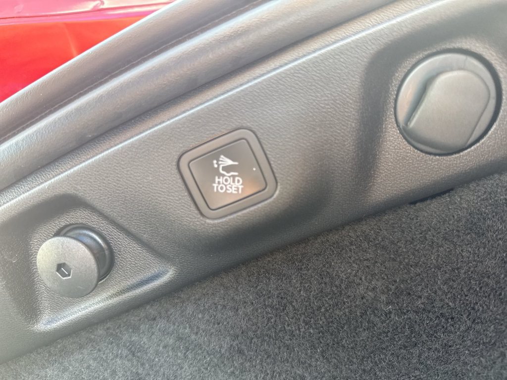 Used 2026 Dodge Charger Scat Pack AWD/4WD image 18