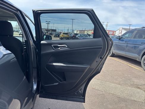 Used 2023 Kia Sportage LX AWD/4WD image 42