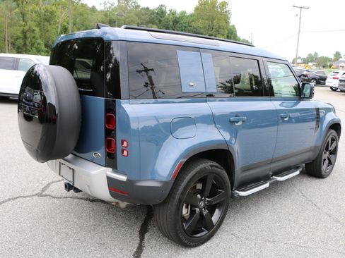 Used 2020 Land Rover Defender 110 SE AWD/4WD image 7