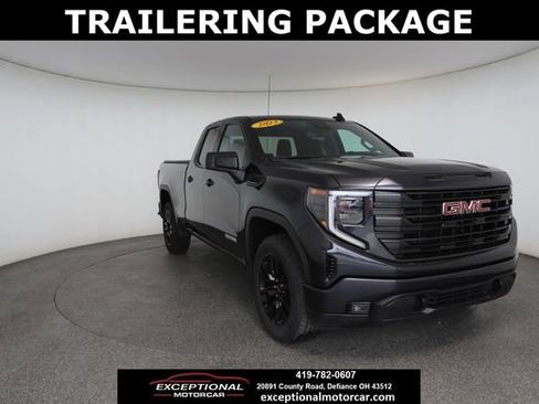Used 2023 GMC Sierra 1500 Elevation image 29