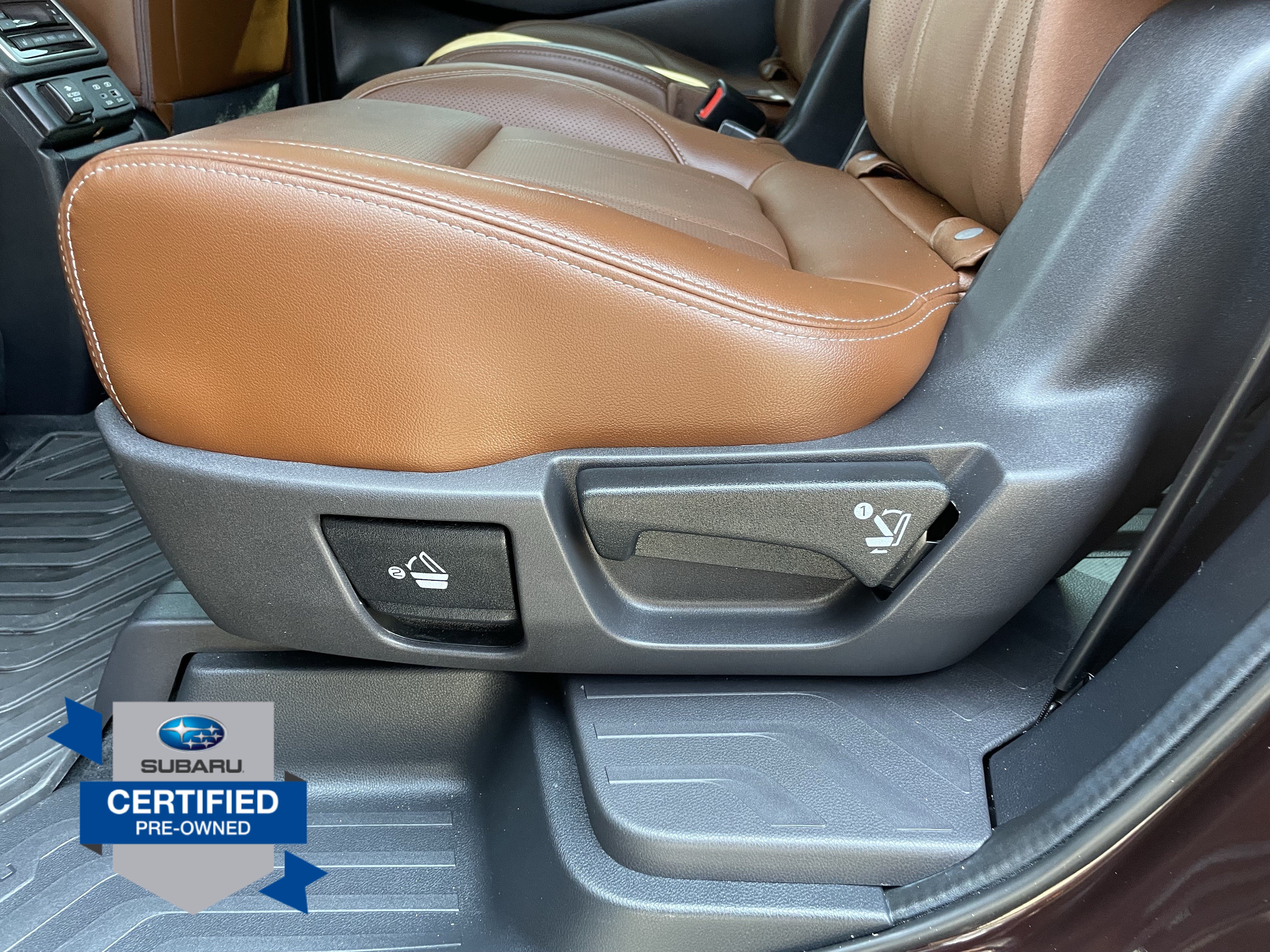 Used 2023 Subaru Ascent Touring AWD/4WD image 19
