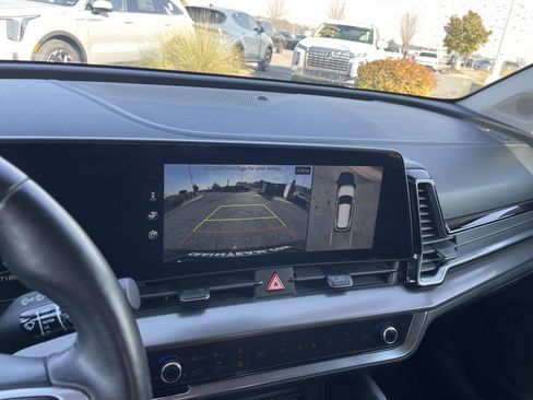 Used 2023 Kia Sportage SX image 17