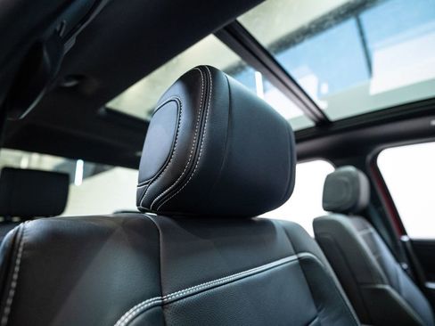 New 2026 Toyota Tundra Limited AWD/4WD image 17